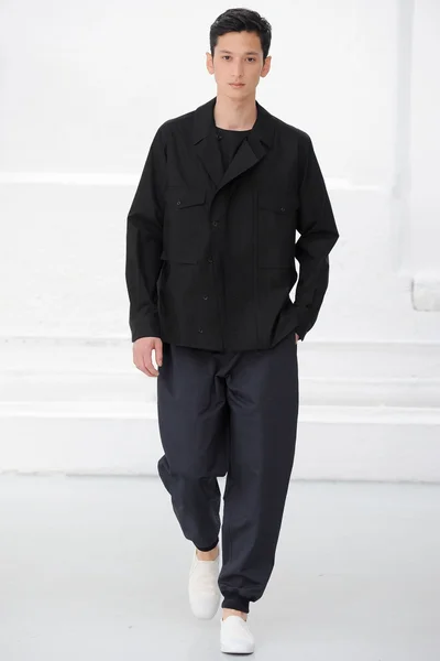 Look 2